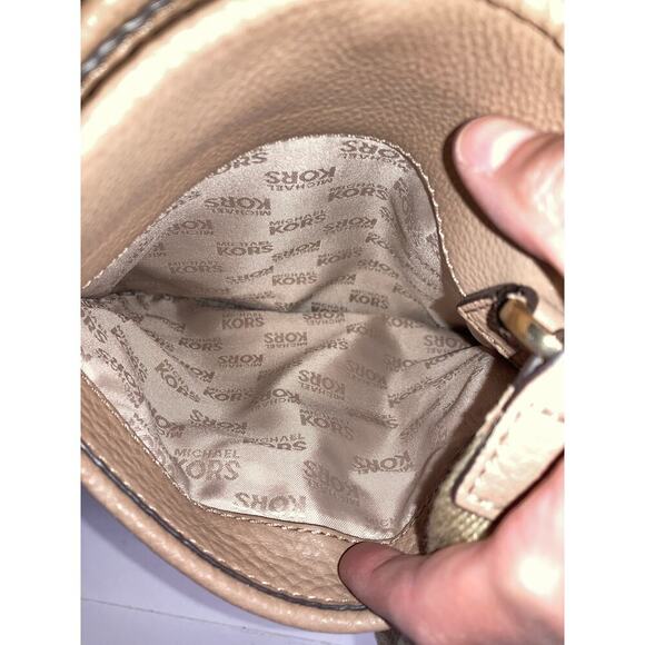 MICHAEL KORS SMALL NUDE TAN PEBBLED LEATHER CROSSBODY BAG - Picture 13 of 13